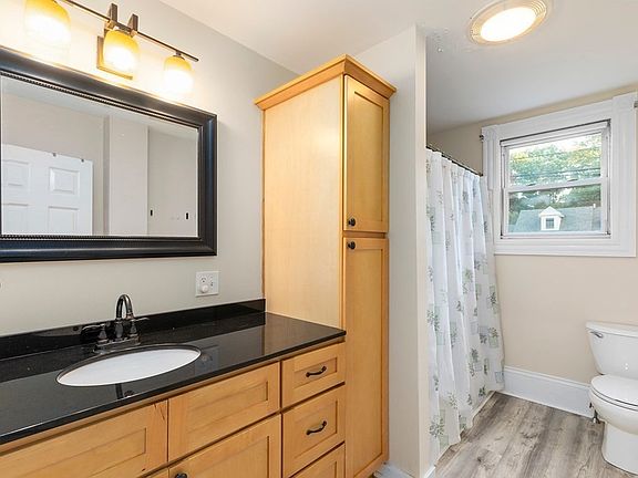 4th image of 62 Highland St #62