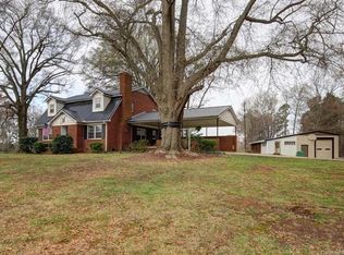2709 Kelly Rd, Charlotte, NC 28216