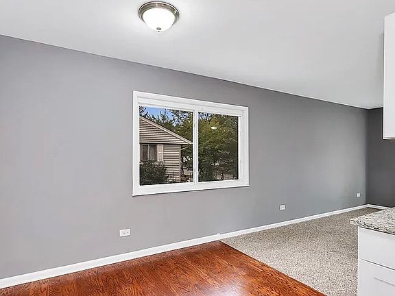 4th image of 717 Lake Douglas Dr