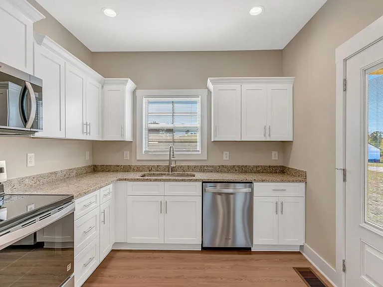 3376 Galen Rd — Photo 7