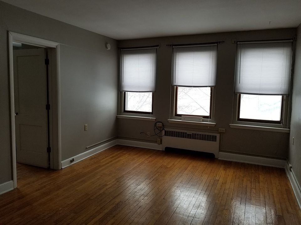 1st image of 340 Ellis Ave APT 32