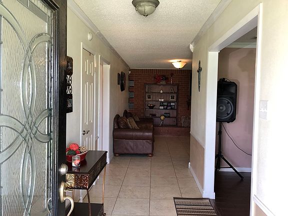 2nd image of 3113 Cumberland Dr