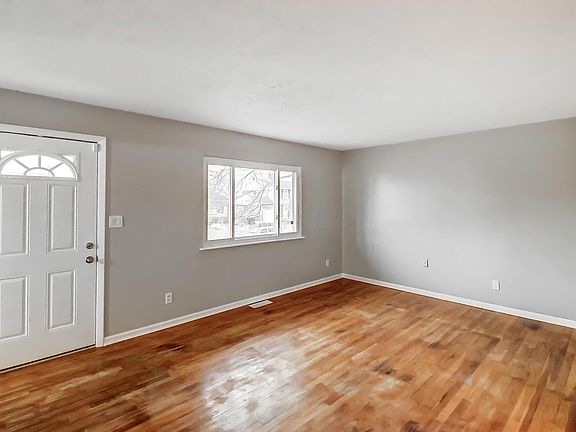 5th image of 6560 Portsmouth Dr