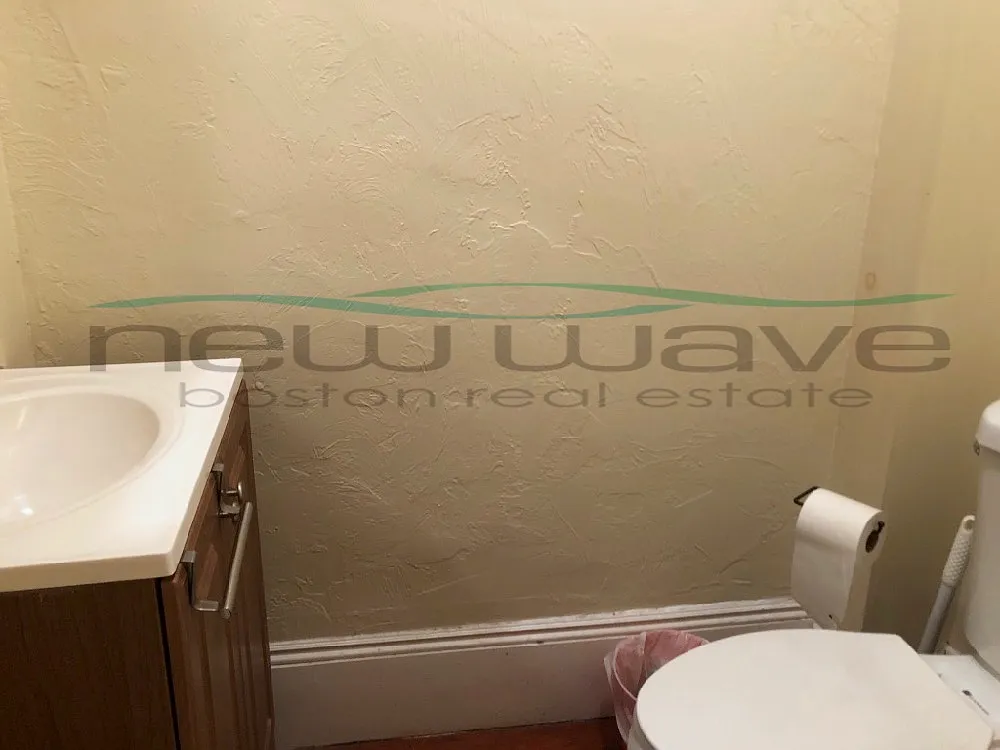 69 S Huntington Ave — Photo 3