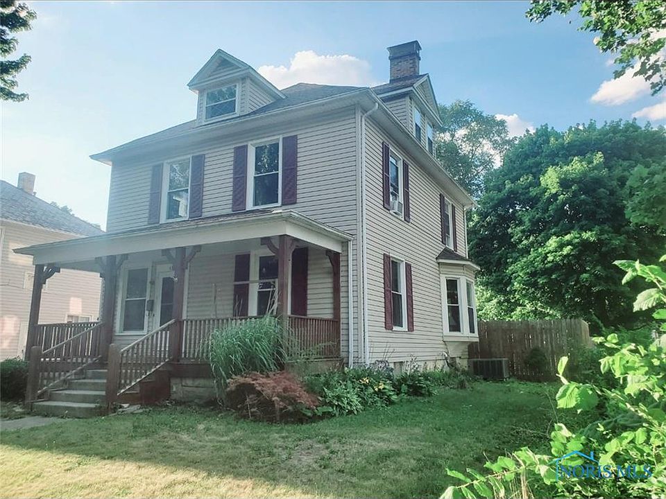 1st image of 432 College Ave