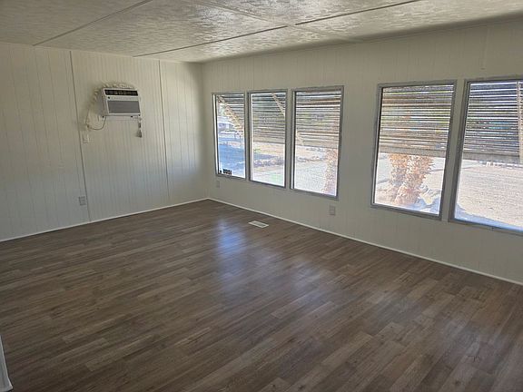 5th image of 1095 Navajo Dr