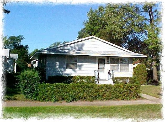 2nd image of 423 19th Ave N