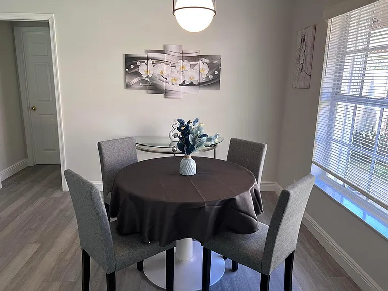 1598 Hawthorne Pl — Photo 18