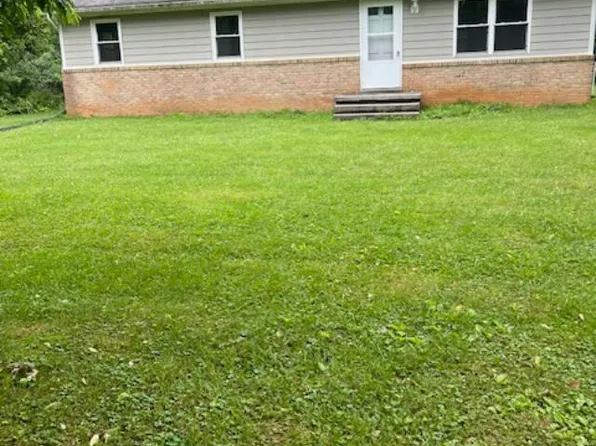 1338 Springsbury Rd, Berryville, VA 22611
