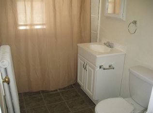 24 Lancaster Rd #24, West Hartford, CT 06119