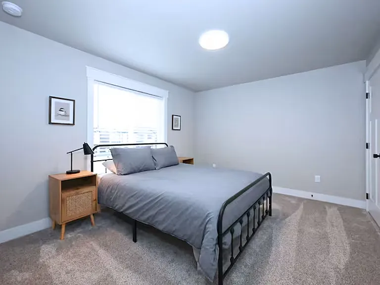 525 N 4th St #2 — Photo 15