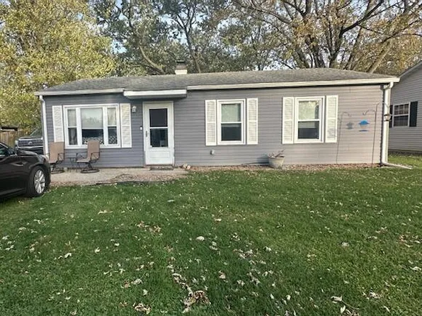 410 Prairie St, Crown Point, IN 46307
