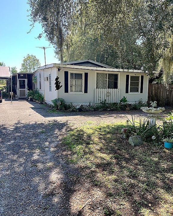 1st image of 44650 Forest View Rd