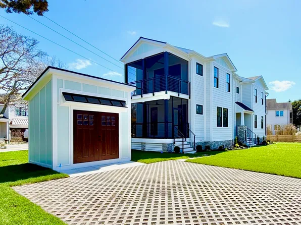605 E Lake Dr, Cape May Point, NJ 08212