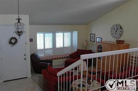 5th image of 254 Spindlewood Ave