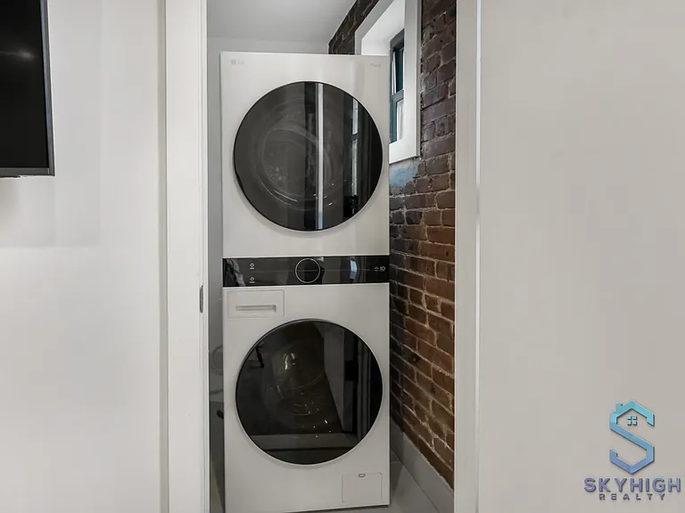 36 Howard Ave #4D — Photo 18