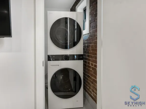 16 Howard Avenue image 7 of 26