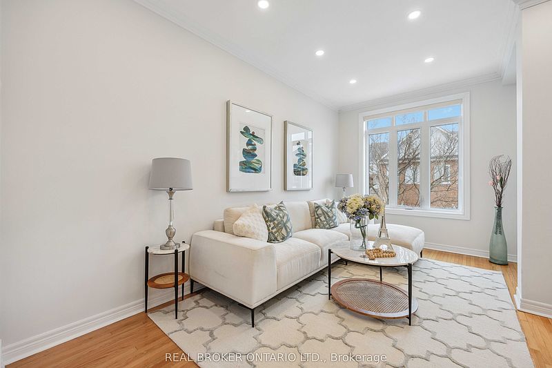 Richmond Hill Townhouse for rent - 4 Bedrooms — photo 3