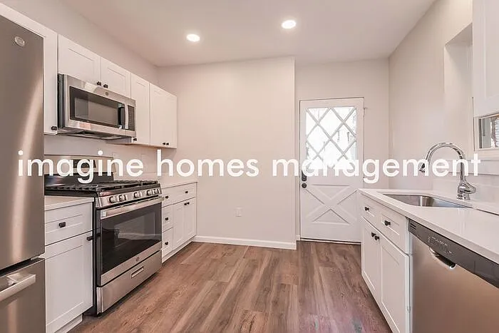 3 bed, 1.0 bath, 1274 sqft, $1,895 — Photo 4