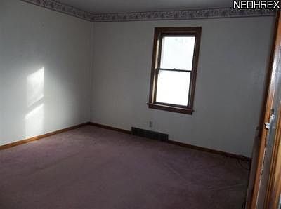 3rd image of 3310 Freemont Ave
