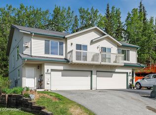 8960 Northwood Park Cir, Eagle River, AK 99577