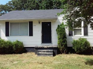 1711 Textile Dr, Greensboro, NC 27405