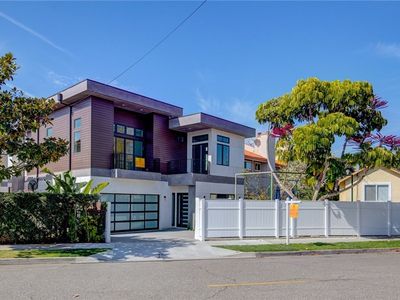 1011 Spencer St, Redondo Beach, CA, 90277
