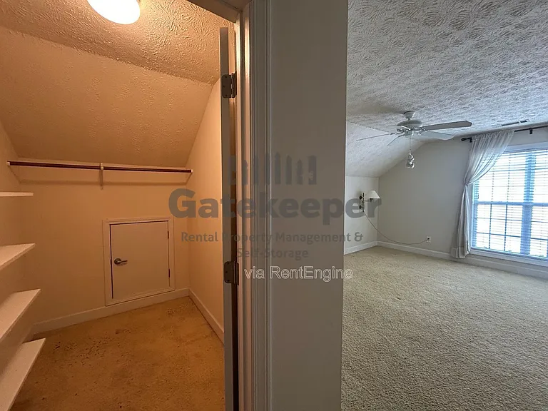 111 Hanbury Ln — Photo 19