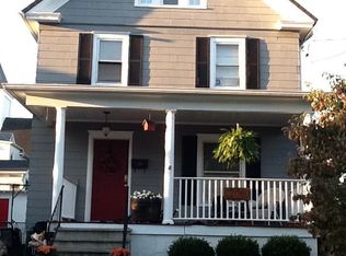 206 W Chestnut St, East Rochester, NY 14445