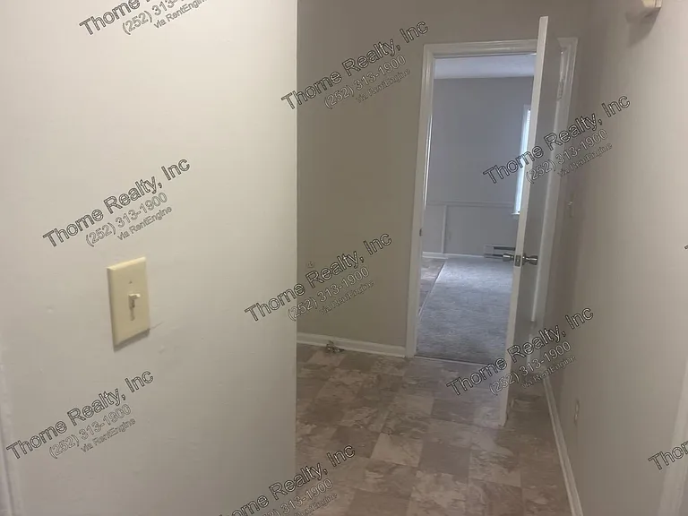 1620 Charter Dr — Photo 9