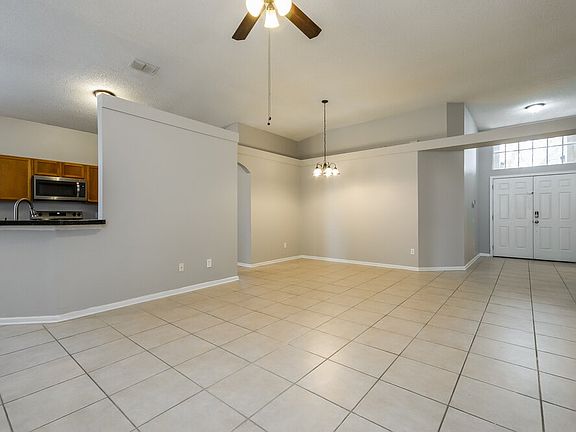 5th image of 7241 Mardell Ct