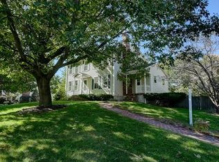 27 Sycamore Rd, Methuen, MA 01844