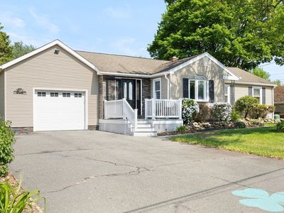 67 Robak Dr, Chicopee, MA, 01020