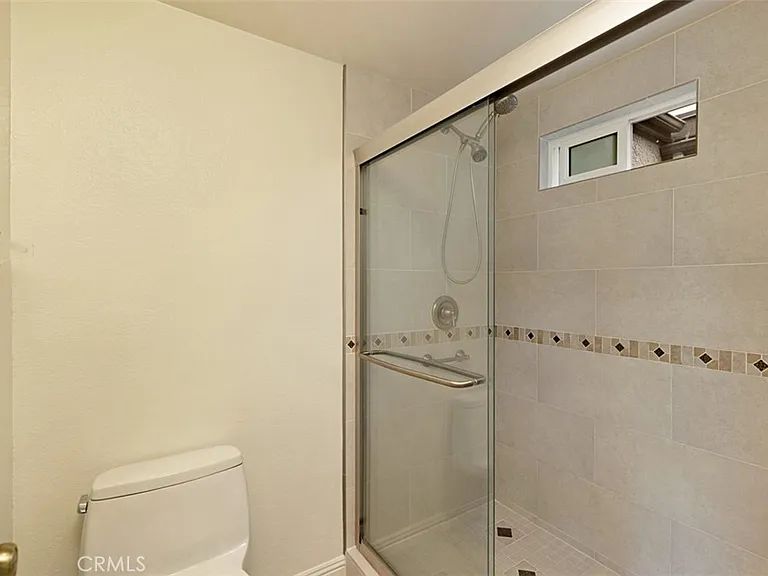 25866 Malia Ct — Photo 16