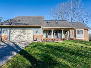 2543 Glencairin Dr NW, Grand Rapids, MI
