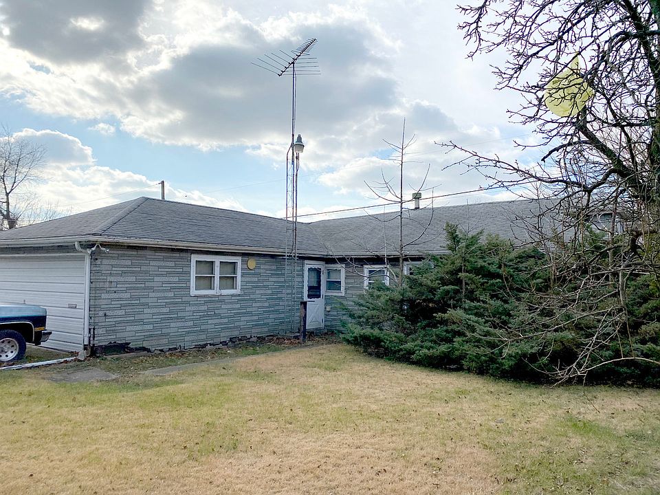 2nd image of 1525 Highland Ave