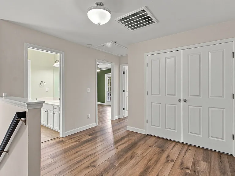 2055 Hemlock Dr #1 — Photo 20