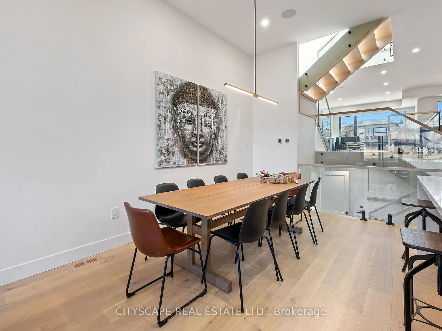4 bed, $6,500 — Photo 4