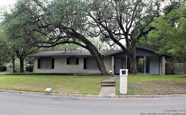1st image of 8703 Charro Ln