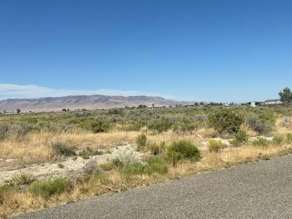 1535 Lindsey Ln, Battle Mountain, NV 89820