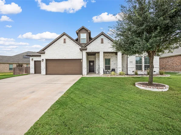1717 Stillwater Dr, Burleson, TX 76028
