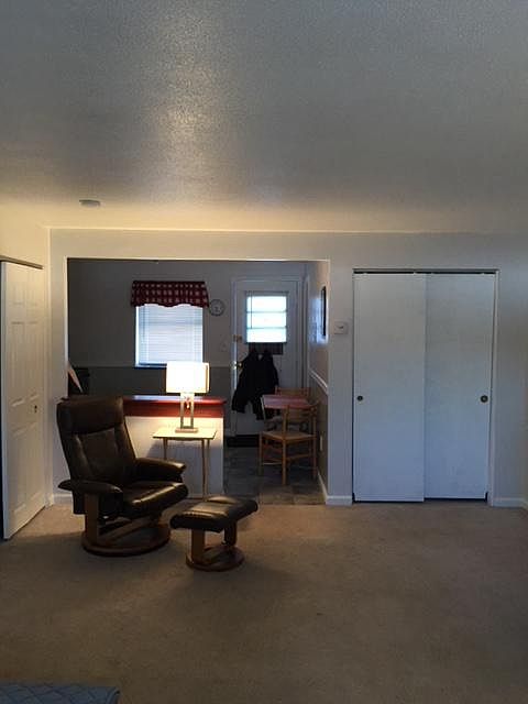 2nd image of 3 Colonial Dr #2