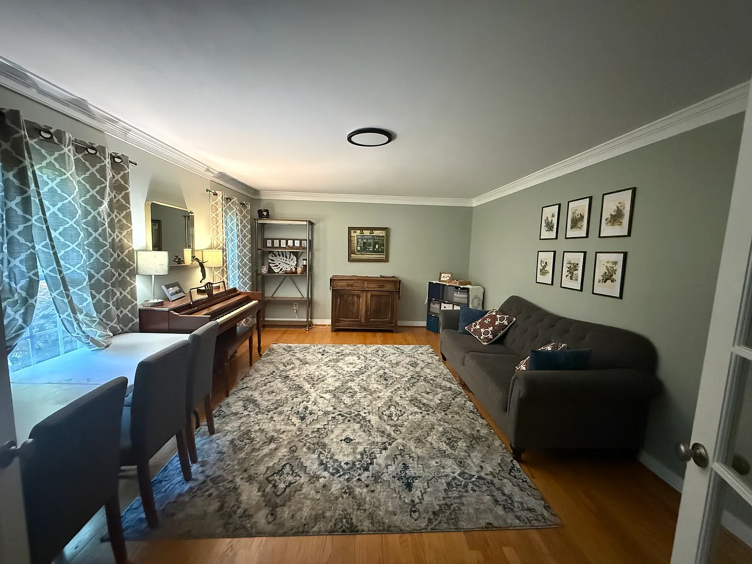 4 bed, 3.5 bath, 3500 sqft, $4,250 — Photo 4