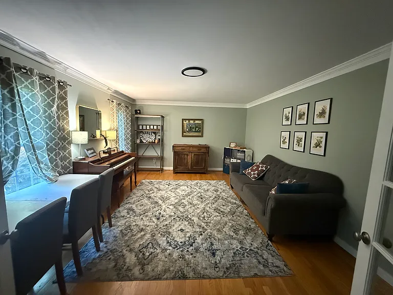 7232 Rotherham Dr — Photo 4