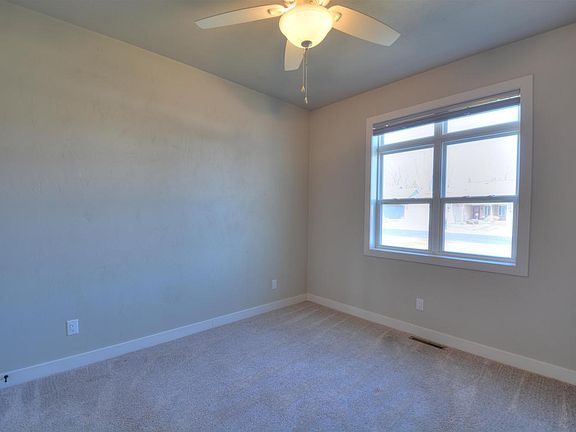 5th image of 4499 W TRASINO WAY