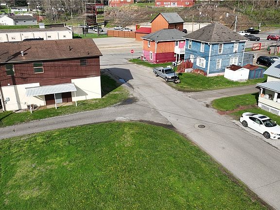 3rd image of 627 33rd St