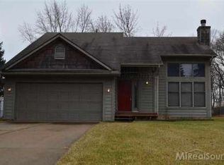 3379 Floretta Rd, Clarkston, MI 48346