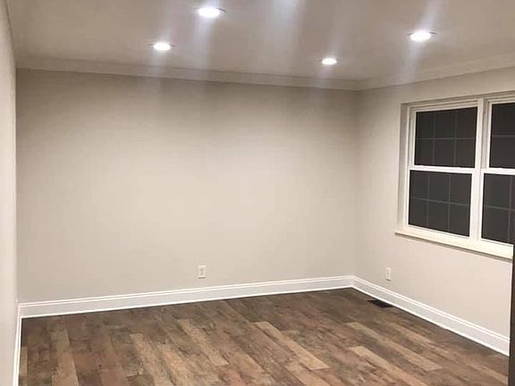 2nd image of 7216 Springvale Ln