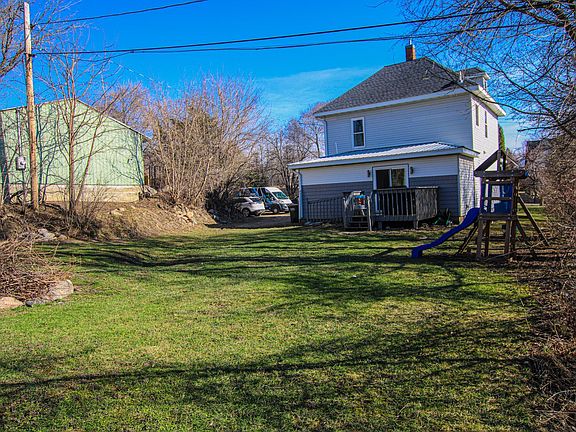 5th image of 517 Minnesota Ave E