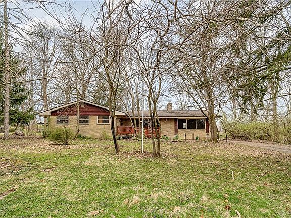 2nd image of 3688 Cedarwood Ln